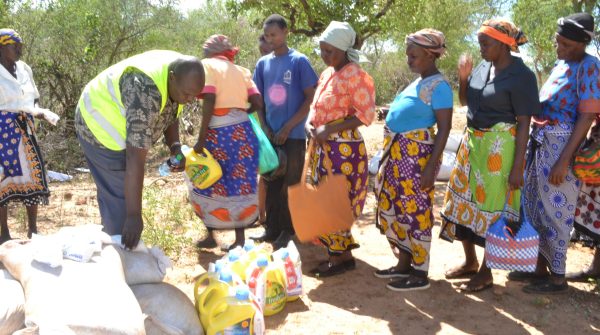 17.05.02 - Kenya - Food distribution