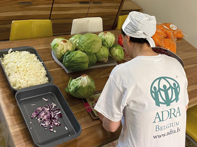 22- Covid Sevil food prep